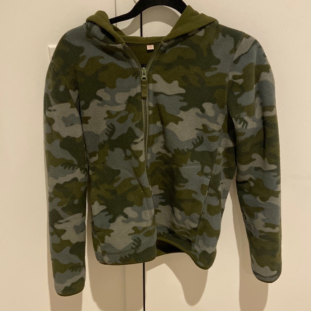 Uniqlo hooded fleece